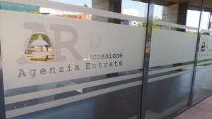 Agenzia delle Entrate - fonte_Ansa - inchiostroverde.it