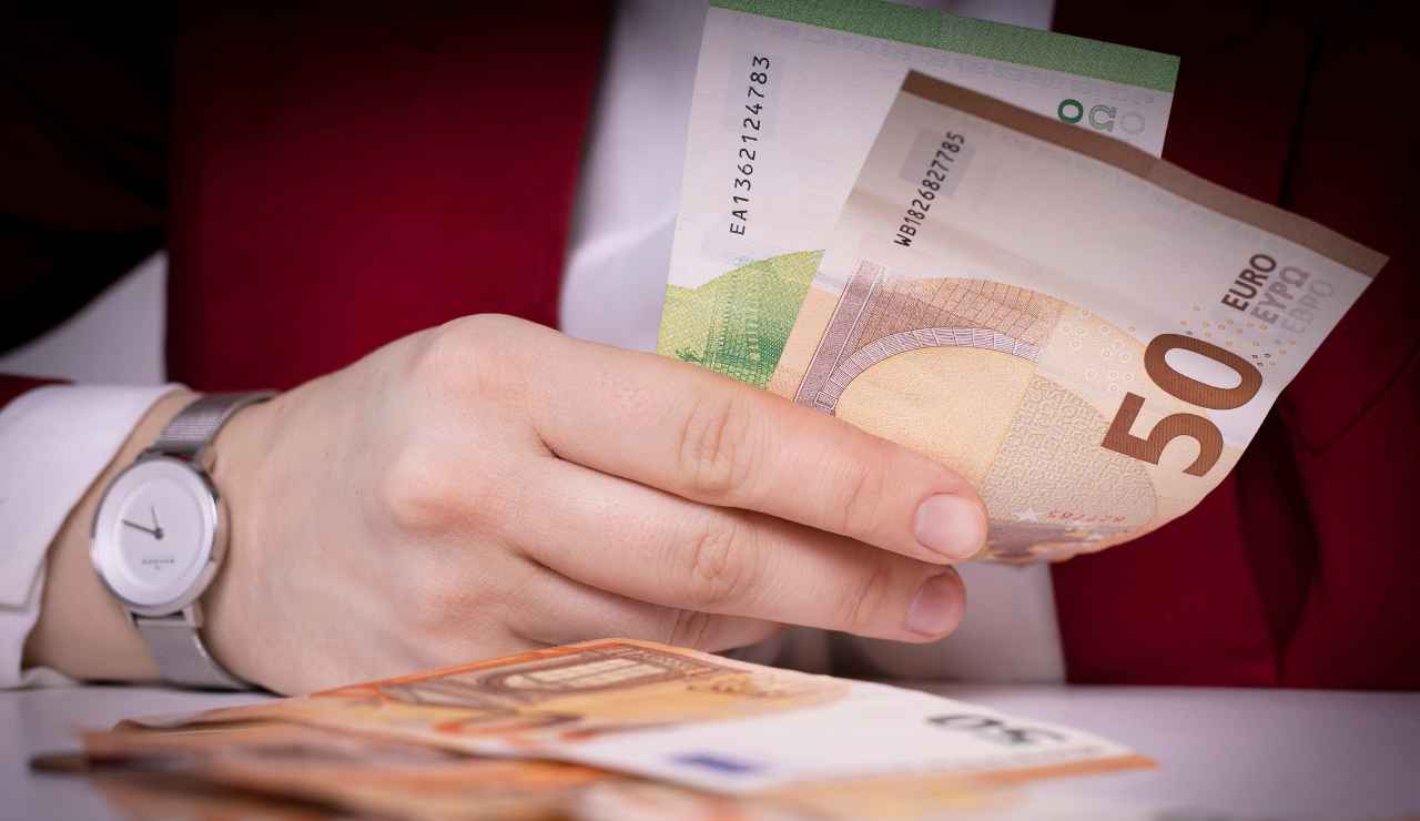 Assegno di inclusione legato alla condotta dei bambini a scuola - Inchiostroverde.it (Fonte foto Canva)