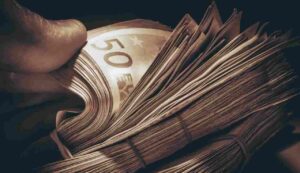 BPM bond che fanno guadagnare un sacco di soldi - Inchiostroverde.it (Fonte foto Canva)