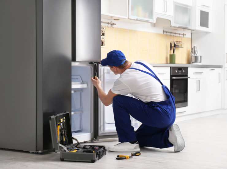 Elettrodomestici riparazione obbligatoria per 7 anni - Inchiostroverde.it (Fonte foto Canva)