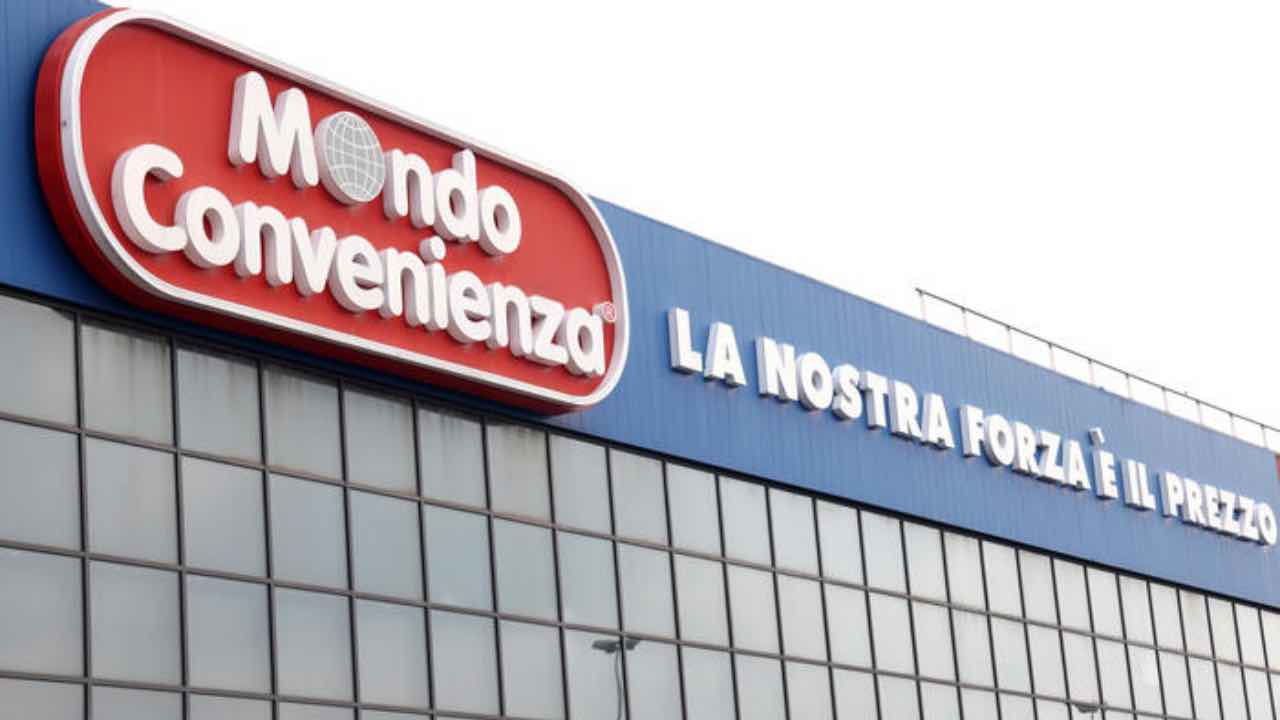 Mondo Convenienza - fonte_Ansa - inchiostroverde.it