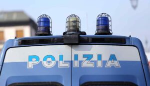 Multa finta polizia truffa - Inchiostroverde.it (Fonte foto Canva)