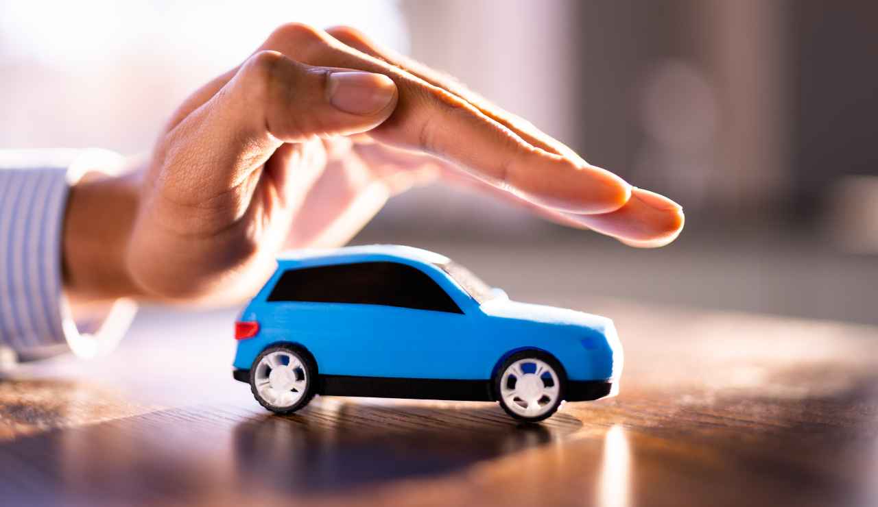 RC Auto 200 euro di sconto - Inchiostroverde.it (Fonte foto Canva)