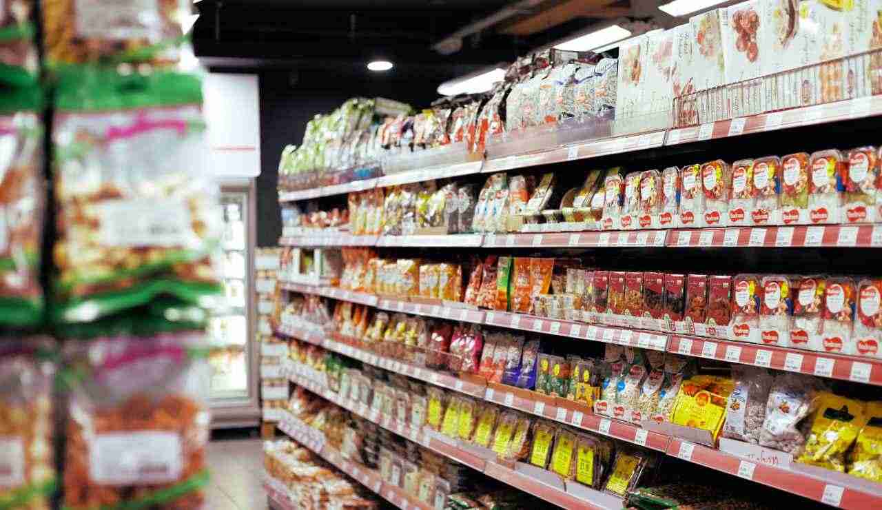 Richiamo alimentare allerta sanitaria - Inchiostroverde.it (Fonte foto Canva)