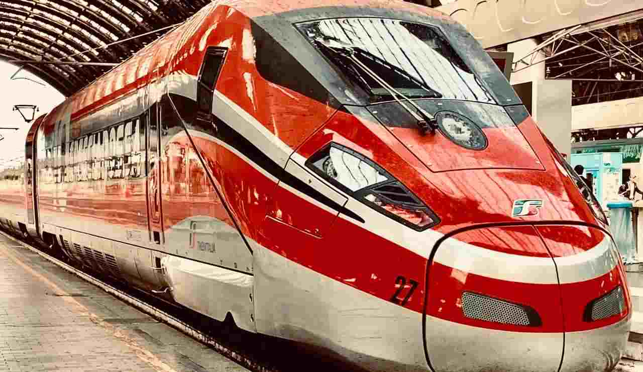 Treni fermi in tutta Italia - Inchiostroverde.it (Fonte foto Canva)
