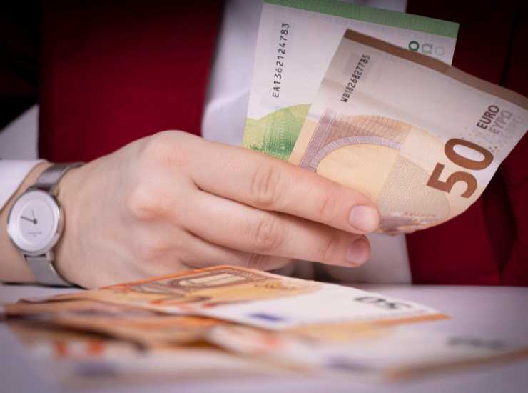 Bloccati investimenti a Piazza affari - Inchiostroverde.it (Fonte foto Canva)