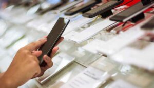 Bonus cellulare te lo regala il governo - Inchiostroverde.it (fonte foto Canva)