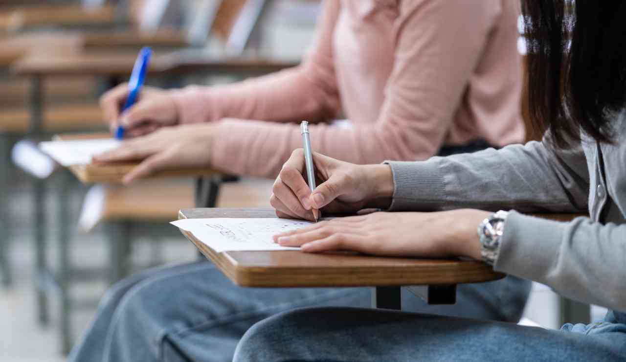 Maturità bloccata esami annullati - Inchiostroverde.it (Fonte foto Canva)