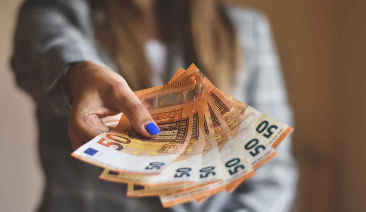 Pensioni Inps a rischio - Inchiostroverde.it (Fonte foto Canva)