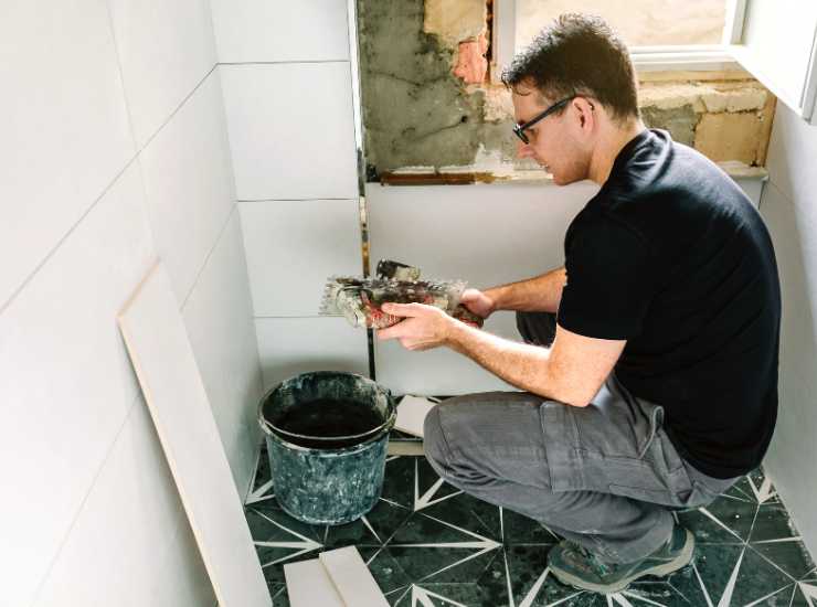 Ristrutturare bagno gratis - Inchiostroverde.it (Fonte foto Canva)