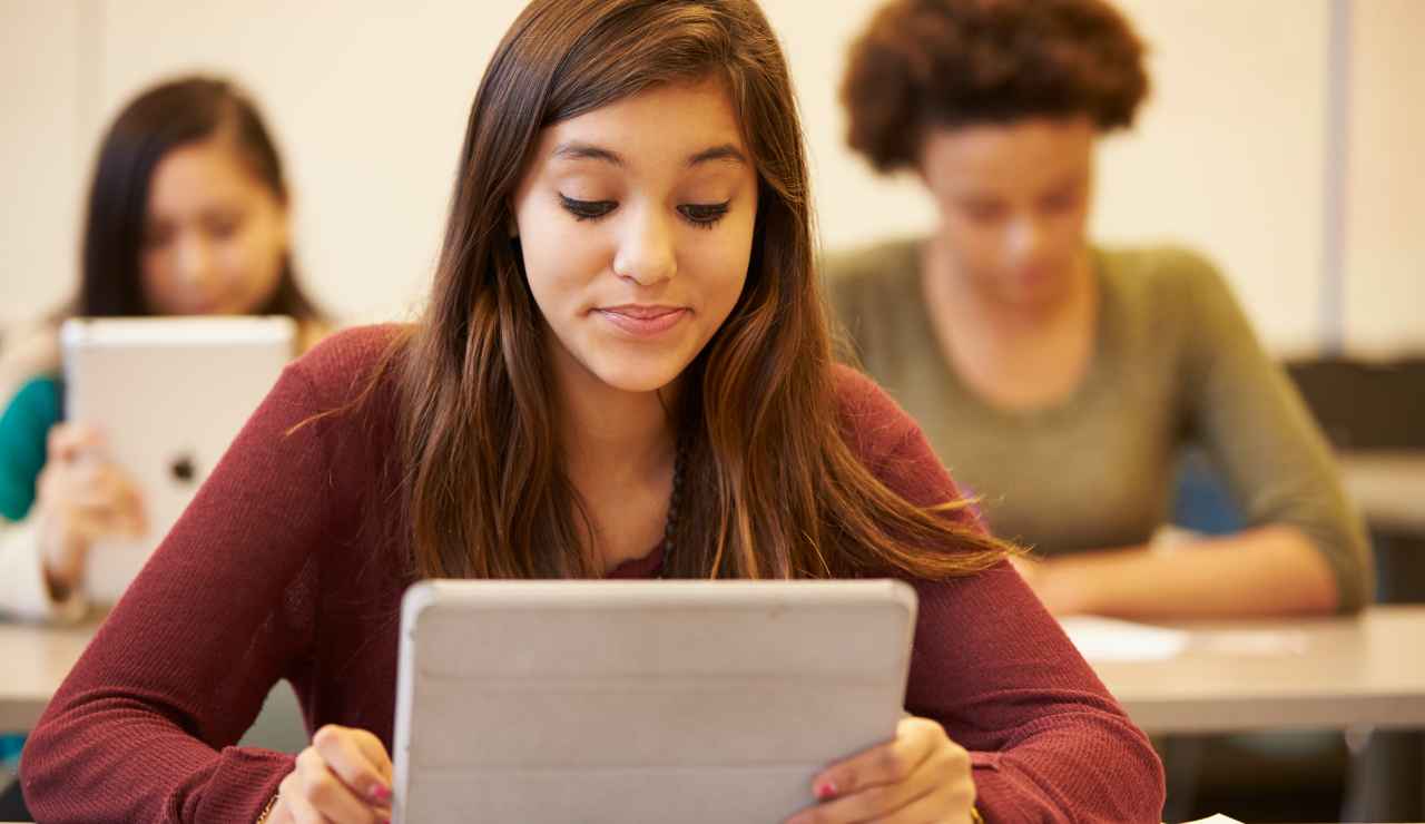 Scuole superiori a rischio - Inchiostroverde.it (Fonte foto Canva)