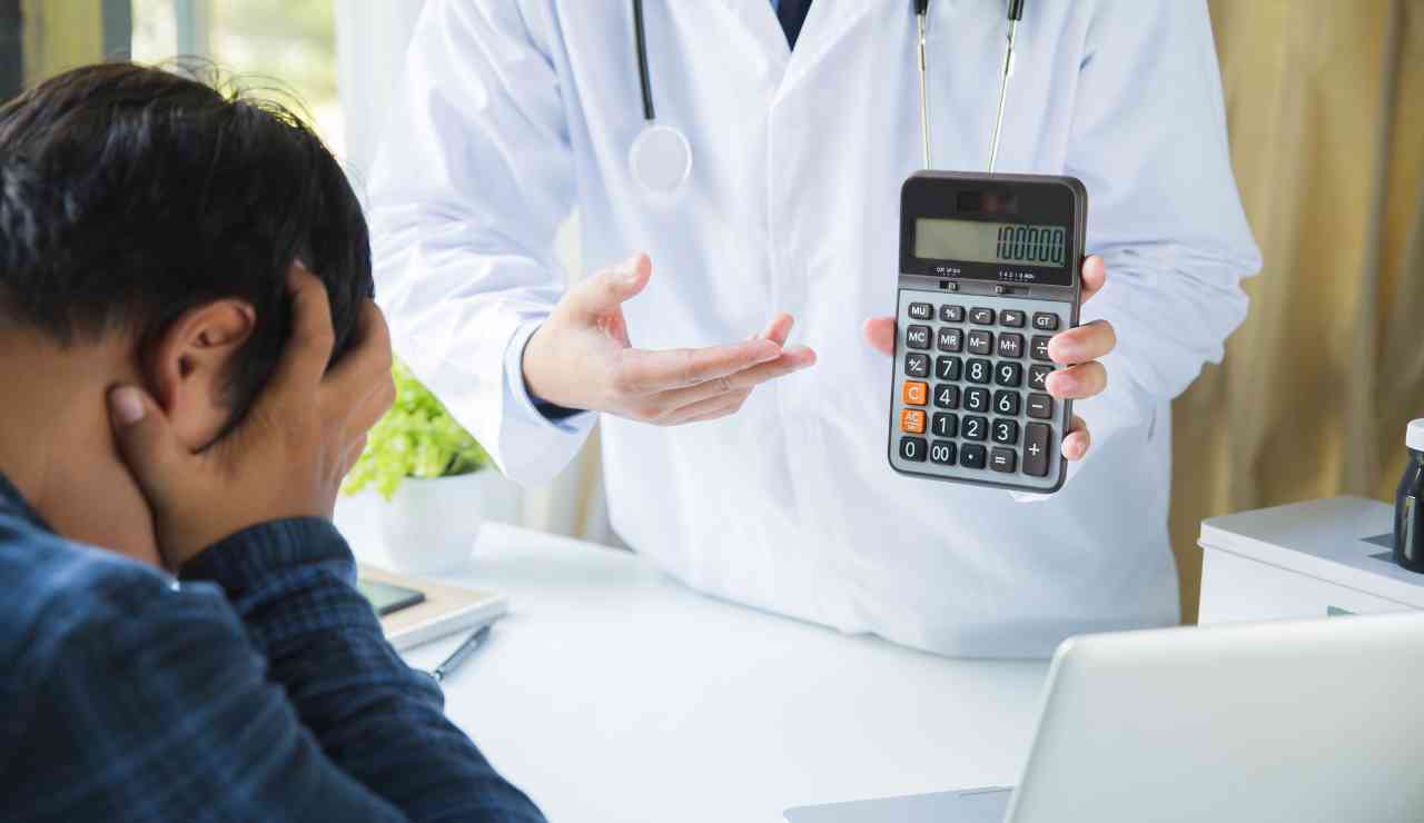 Spese mediche la sanità non ti rimborsa - Inchiostroverde.it (Fonte foto Canva)