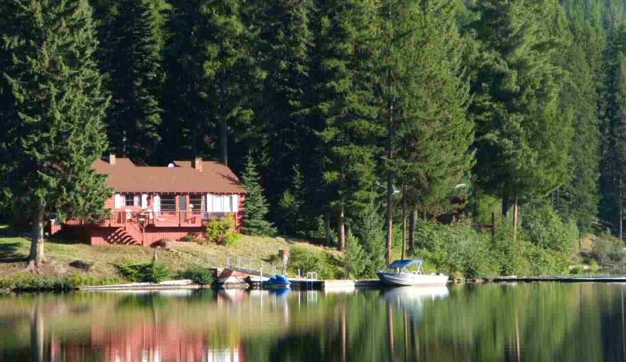 Ti pagano per vivere difronte al lago - Inchiostroverde.it (Fonte foto Canva)