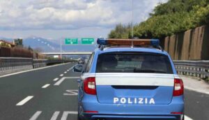 Alt Polizia condizionatore macchina - Inchiostroverde.it (Fonte foto Canva)