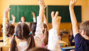 Bloccati i cambi di classe dal Ministero - Inchiostroverde.it (Fonte foto Canva)