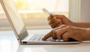 Blocco pagamenti il fisco ti controlla - Inchiostroverde.it (Fonte foto e canva)