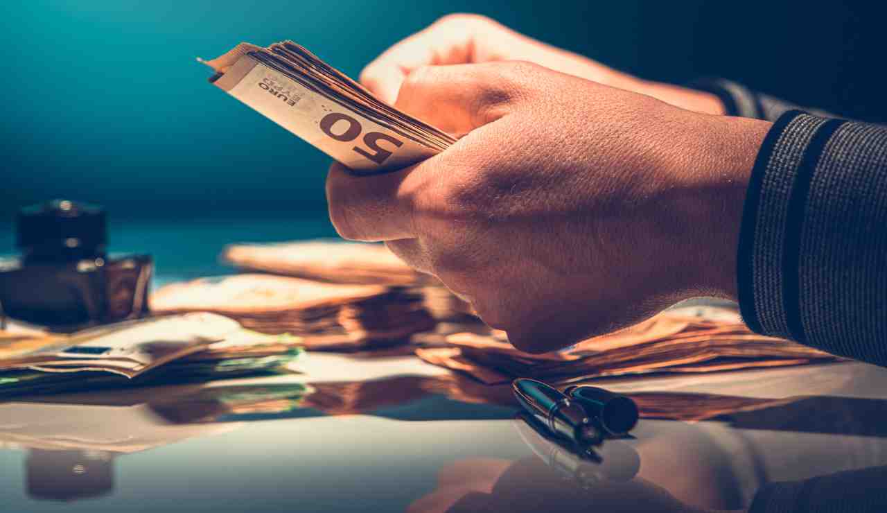 Bonus di luglio 356 euro per te - Inchiostroverde.it (Fonte foto Canva)