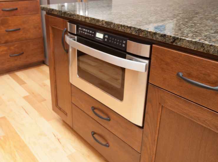 Cassetto sotto il forno a cosa serve - Inchiostroverde.it (Fonte foto Canva)