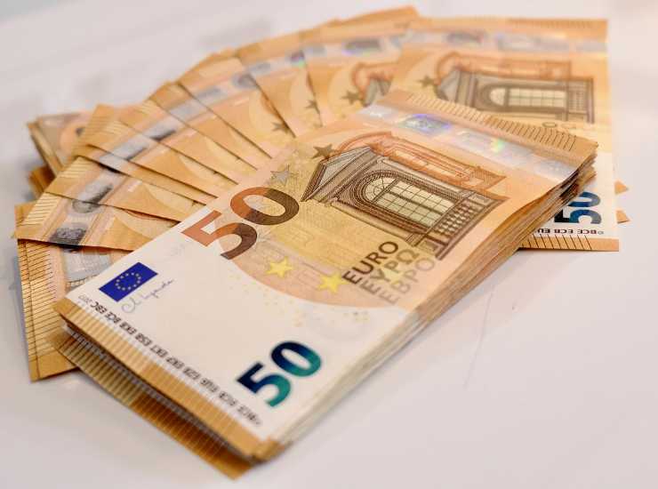Famiglie 3600 euro per figli minorenni - Inchiostroverde.it (Fonte foto Canva)