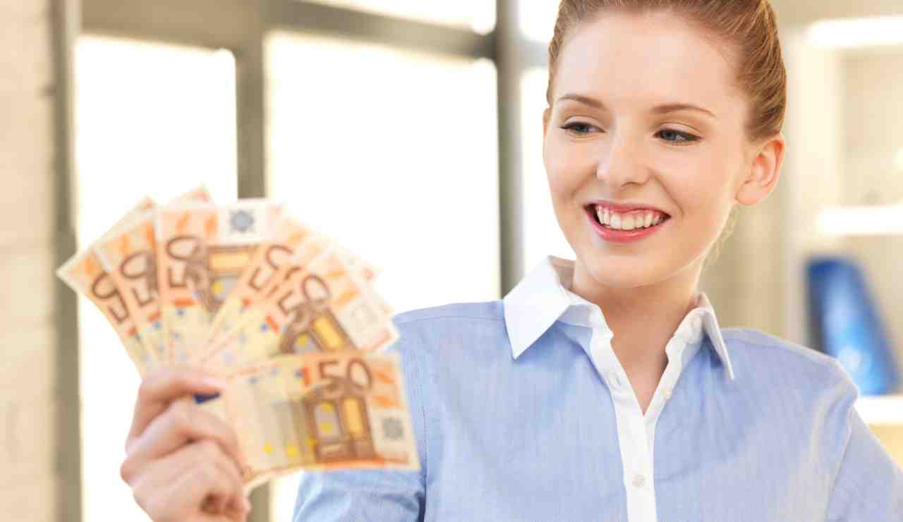 Guadagni anche più di 500 euro al mese così - Inchiostroverde.it (Fonte foto Canva)