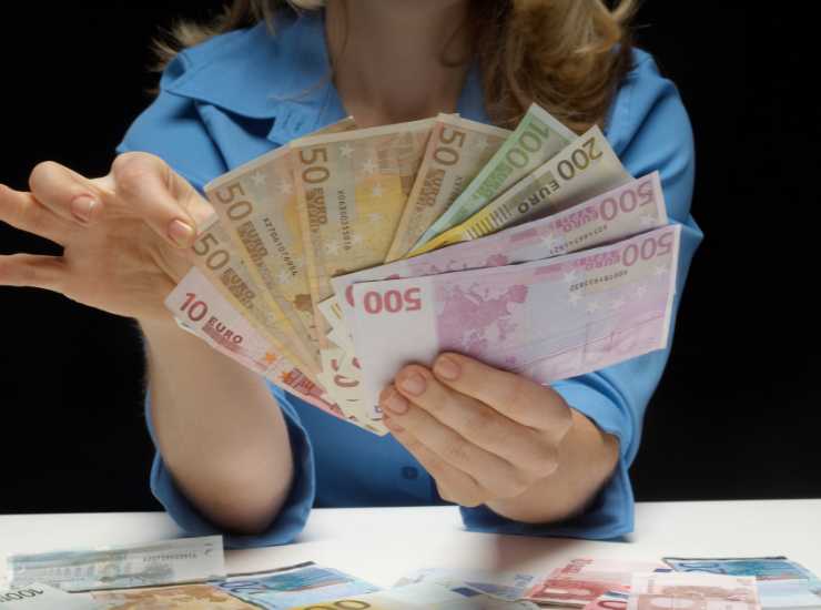 Pensioni Inps l'ok del Governo per l'aumento da 1000 euro - Inchiostroverde.it (Fonte foto Canva)