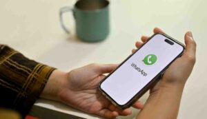 WhatsApp questa funzione ti farà guadagnare uno stipendio extra - Inchiostroverde.it (Fonte foto Canva)