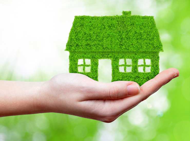 Casa fresca senza climatizzatore come fare - Inchiostroverde.it (Fonte foto Canva)