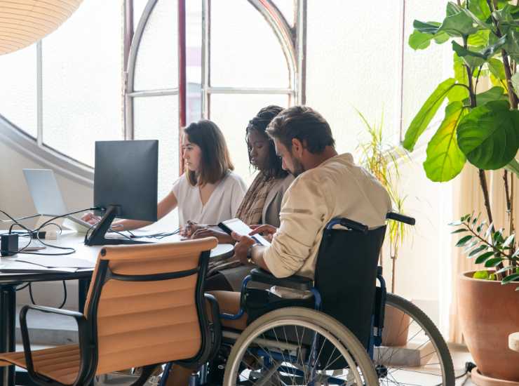 Permessi lavoro non potrai più chiederli - Inchiostroverde.it (fonte foto Canva)