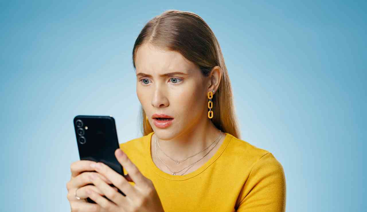 Pin sullo smartphone ti rubano tutti i dati - Inchiostroverde.it (Fonte foto Canva)