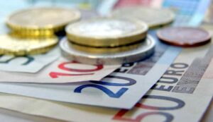 Bonus da 500 euro ecco come richiederlo - Inchiostroverde.it (Fonte foto Canva)