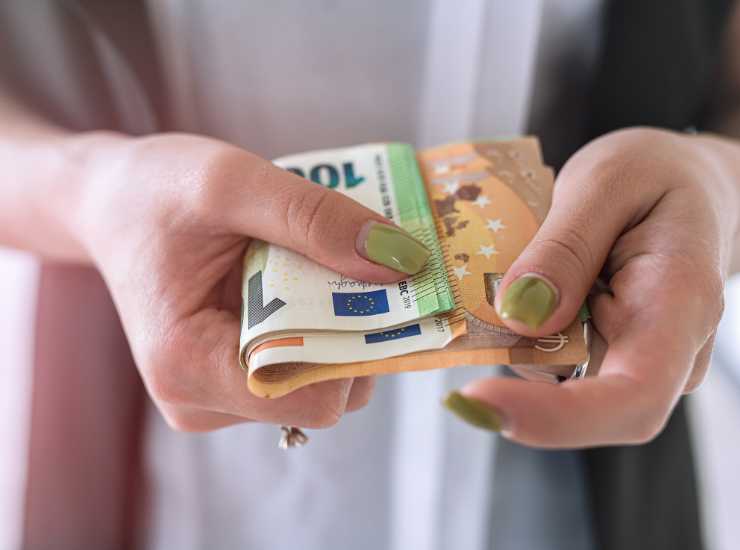 Assegno di Inclusione dopo il rinnovo attenzione Assegno di Inclusione - Inchiostroverde.it (Fonte foto Canva)