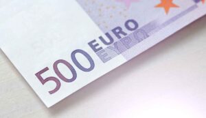Giorgia Meloni ti regala 500 euro - Inchiostroverde.it (Fonte Foto Canva)