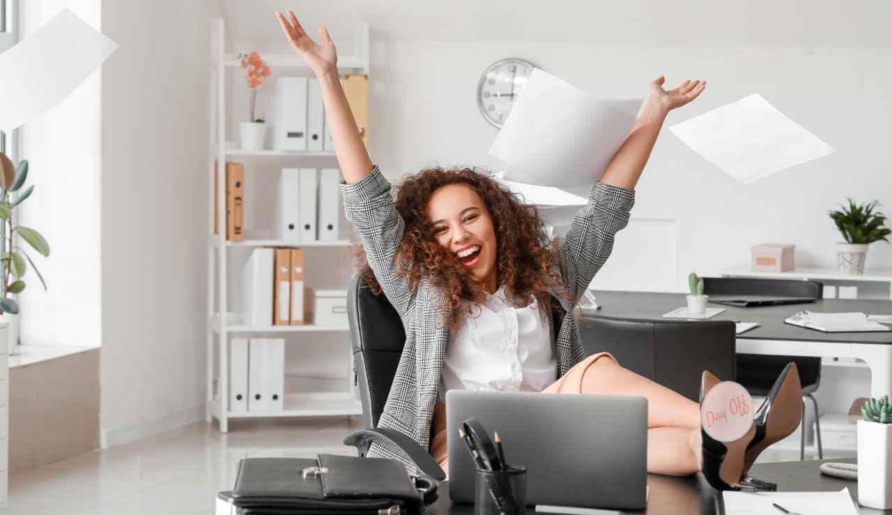 Lavoro dei sogni a 18 euro l'ora - Inchiostroverde.it (Fonte Foto Canva)