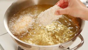 Puzza di frittura trucco di nonna Ombretta - Inchiostroverde.it (Fonte foto Canva)