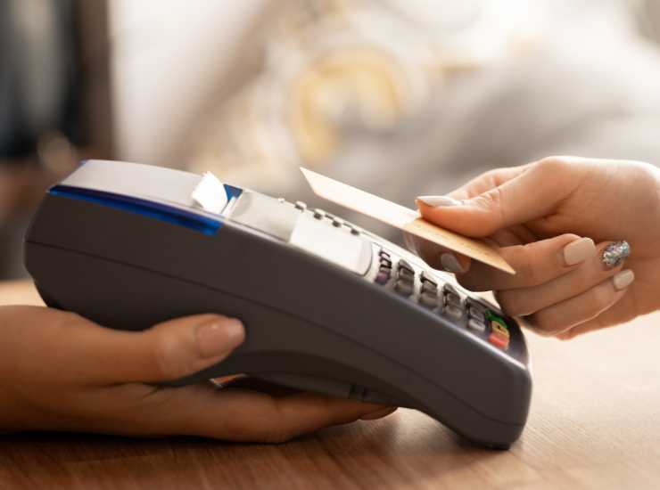 Allarme bancomat la carta ti viene rifiutata - Inchiostroverde.it (Fonte foto Canva)